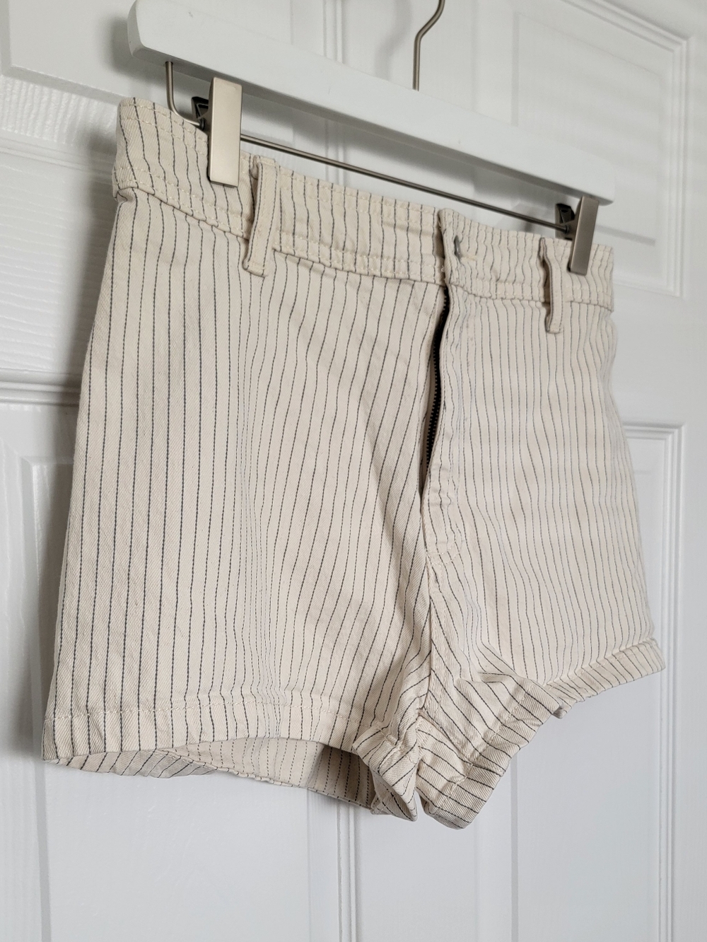 Universal Thread High-Rise Sailor Denim Shorts Size 8